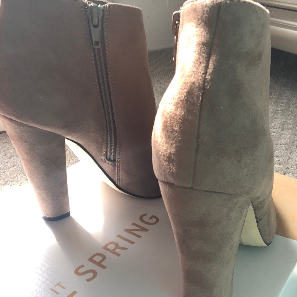 Booties - Picture 4 of 4